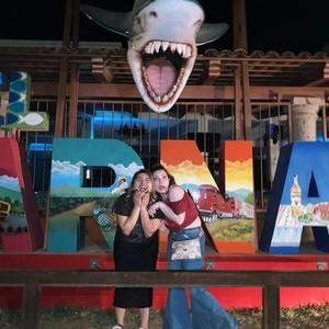 Meet your Posher, Joy